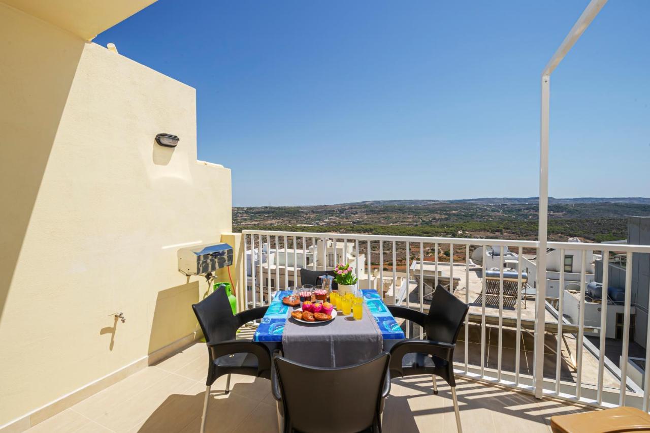 Summer Breeze Apartment With Terrace With Panoramic Views - By Getawaysmalta 梅利哈 外观 照片